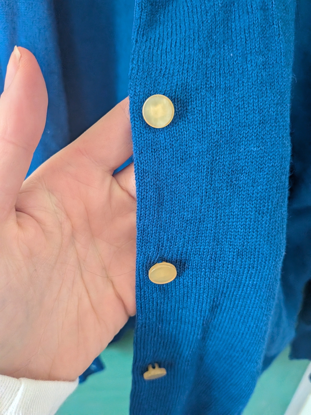 1950s Cropped Jantzen Blue Lightweight Button-Front Sweater Jacket - Picture 3 of 4